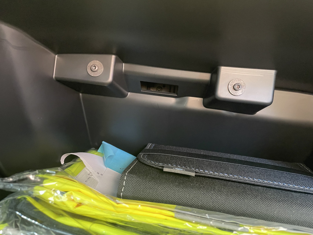 E59EECEF-068A-4C76-B761-DE260D290DA7