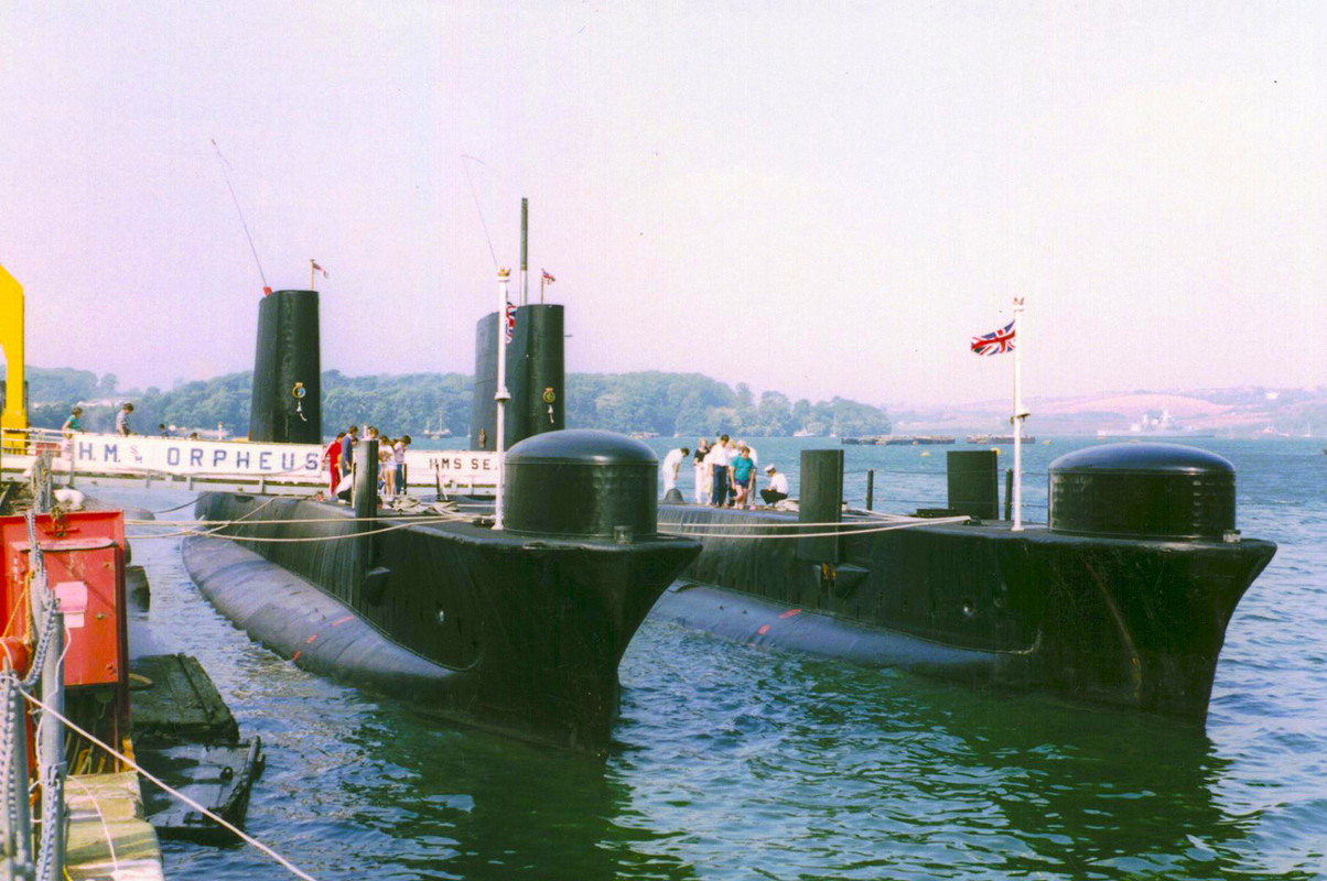 HMS Sealion и Orpheus-1