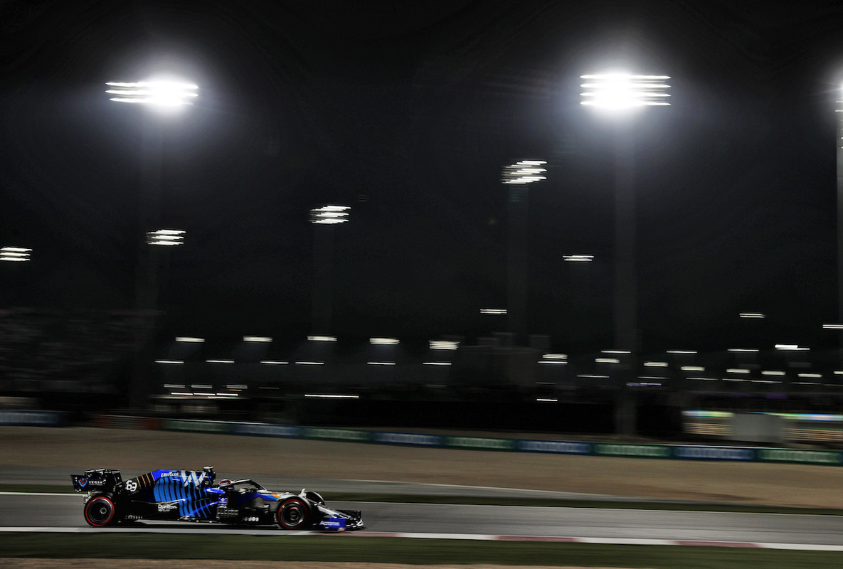 [Imagen: f1-gp-qatar-sabato-250.jpg]