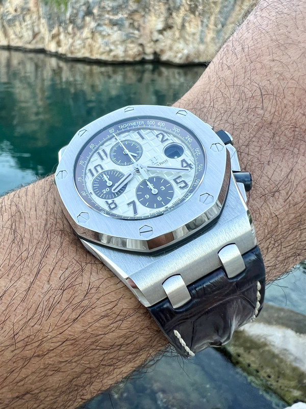 2ED7F4F0-DBA6-4141-967F-9871177F85E3