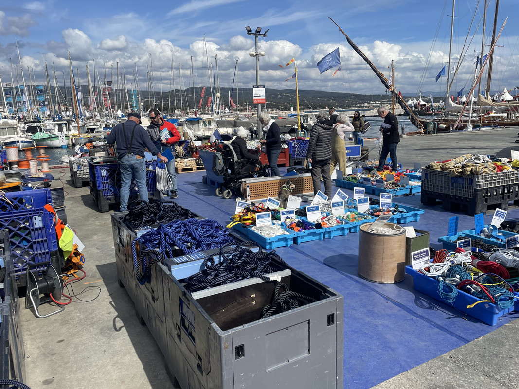 37326BF0-4E89-4B5B-9C57-B7C516758088