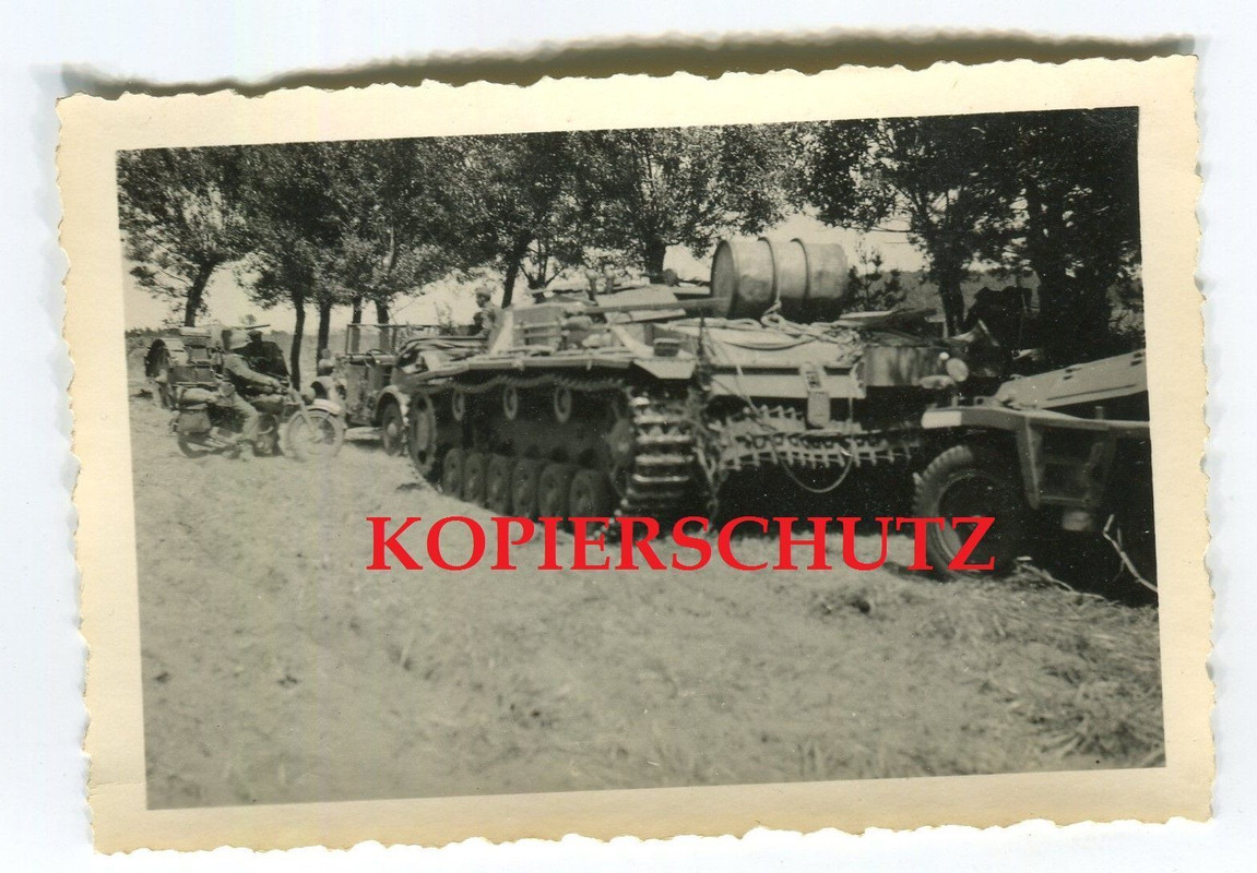 Foto Panzer Tank Sturmgeschütz 2. WK Russland Zu