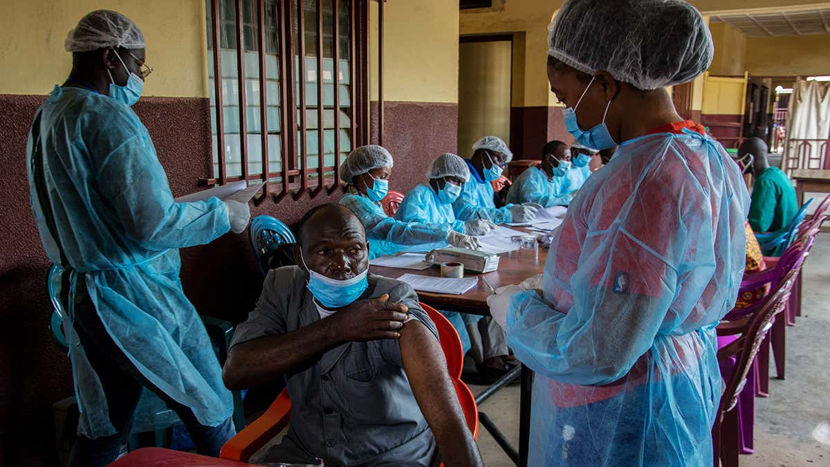 OMS declara el fin de la epidemia de ébola en República del Congo