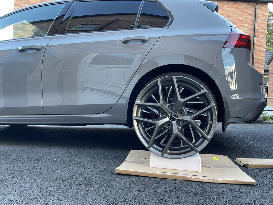 BA14CE96-603B-496E-96C0-9450CFED9933