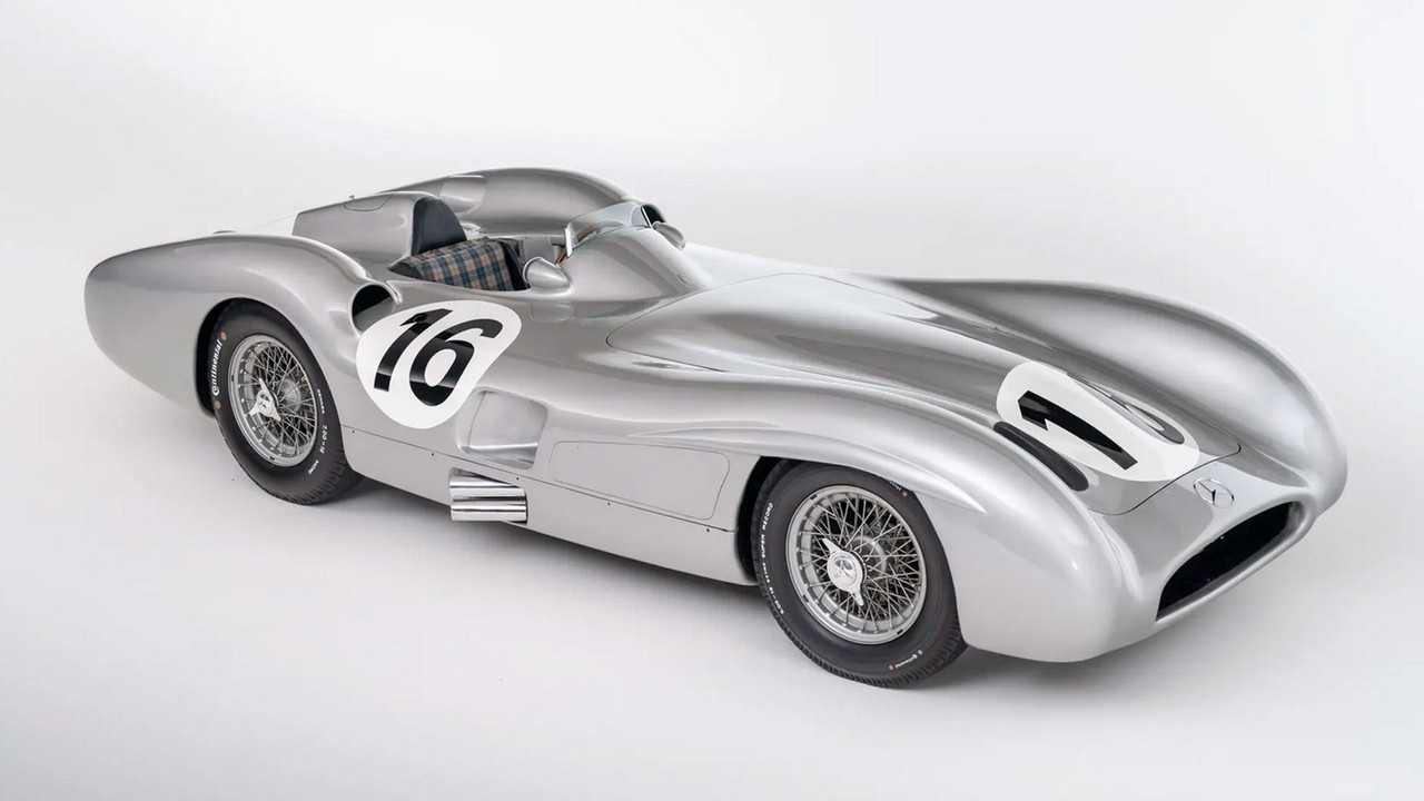 Mercedes W196 (1954–55) – Fangio’s Icon