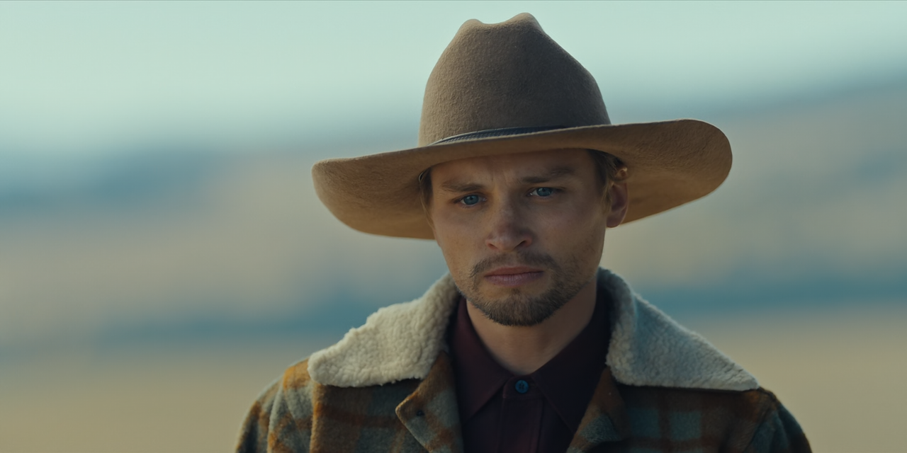 1923.S01E05.Ghost.of.Zebrina.1080p.10bit.BluRay.AAC5.1.HEVC-Vyndros.mkv_snapshot_00.33.18_[2024.12.2