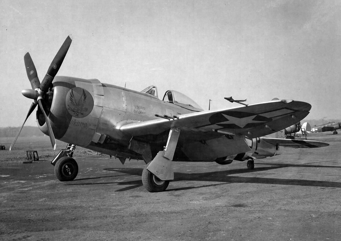 P-47-D-42-26637-Kokomo-VM-P-of-the-551st