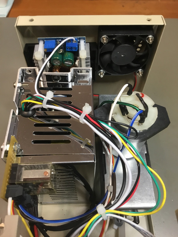 [Bild: 4-EC3-B506-24-F6-4-D0-F-94-B9-0-AD29-E2-C0-AE4.jpg]