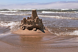 [Image: sand-castle-cannon-beach.jpg]