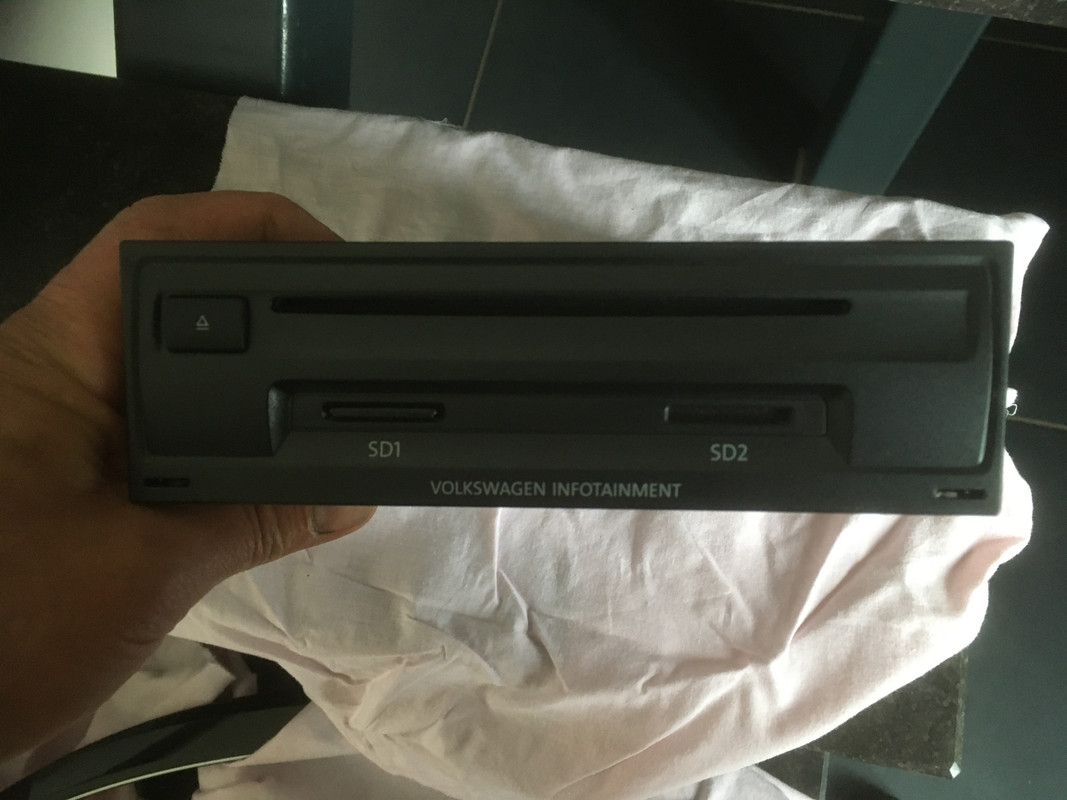 6F49E853-6896-41E6-BE8E-261921E453FF