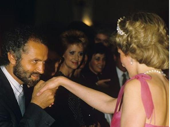 "Fratelli", il libro autobiografico di Santo Versace 