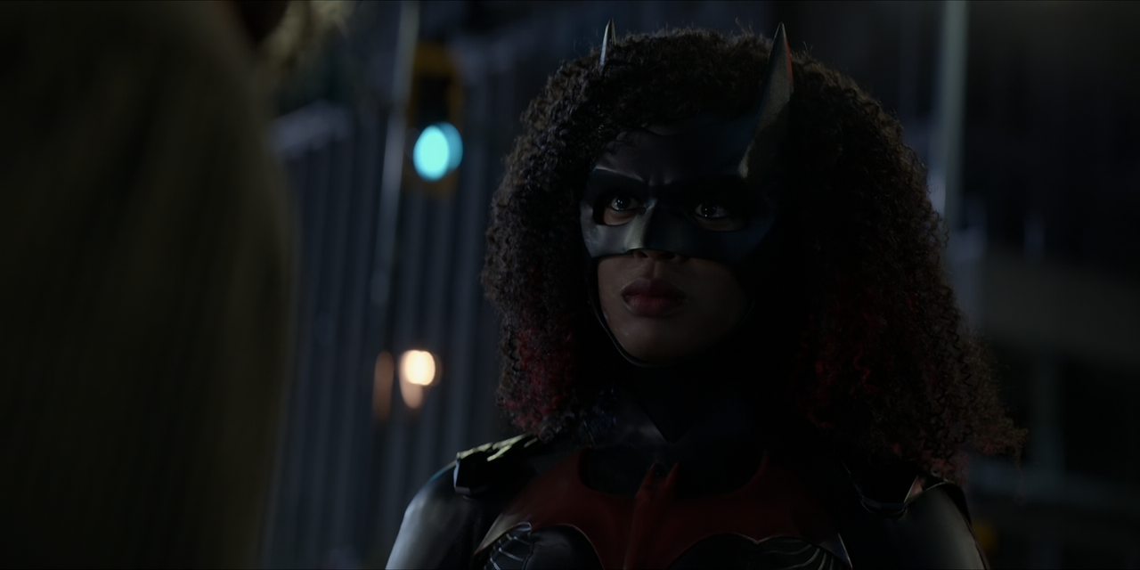 Batwoman.S02E15.Armed.and.Dangerous.1080p.10bit.AMZN.WEB-DL.DDP5.1.HEVC-Vyndros.mkv_snapshot_08.41_[