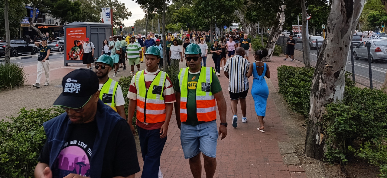 Такая близкая Африка. (ЮАР. 22 дня и 4200 км. Ноябрь-Декабрь) Такая близкая Африка. (ЮАР. 22 дня и 4200 км. Ноябрь-Декабрь)