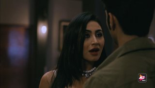 [Image: Ragini-MMS-Returns-S01-EP7-mkv-snapshot-...-42-59.jpg]