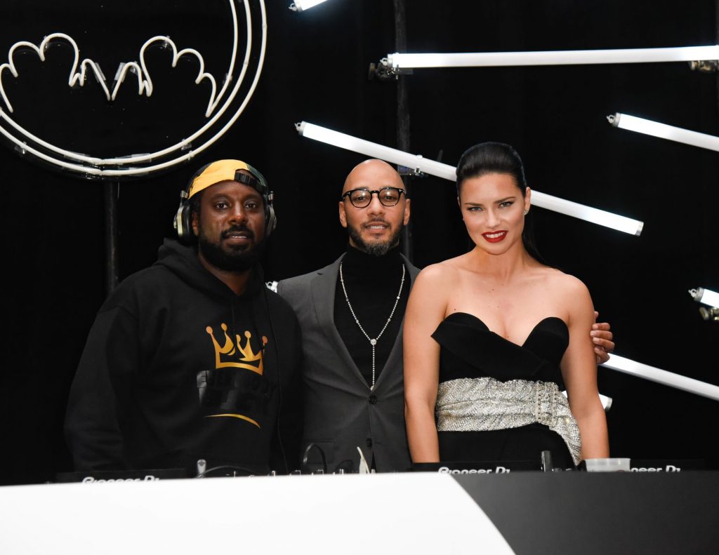 Adriana-Lima-Legs-Cool-com-1-1024x1534-31