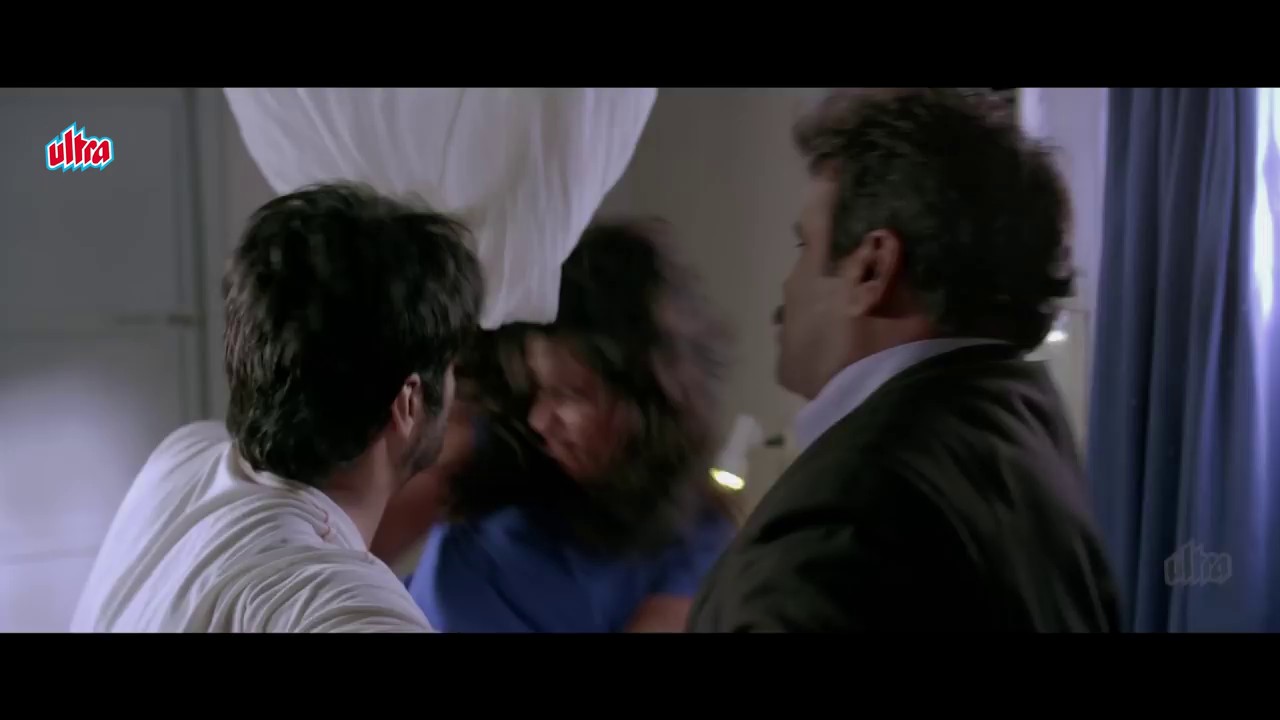 Rangrezz-2013-WEBRip-Hindi-720p-x264-AVC-AAC-2-0-mkv-0004