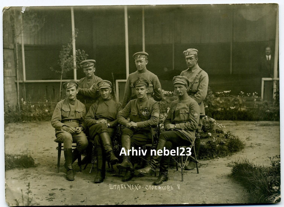 7 полк штаб Ушаков и Гайда