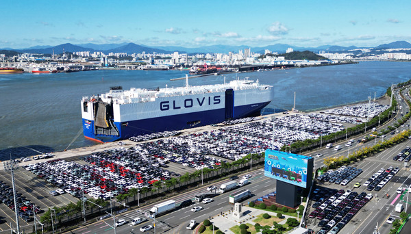 바이든과 트럼프 행정부의 미국 제조업 리쇼어링 정책