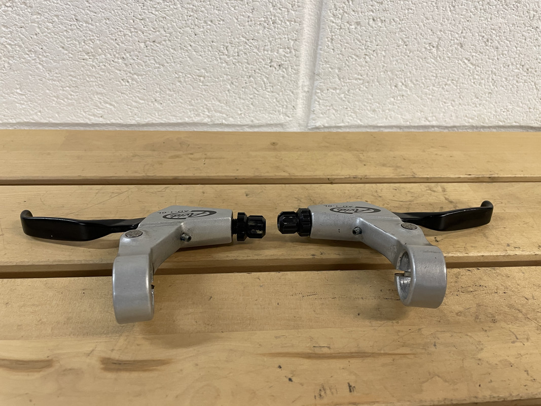 FBEBDDC6-A40E-462C-9E9D-F4029CC80BEA