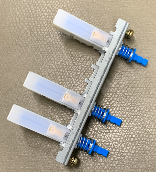 [Bild: 12pol-Schalter-kurze-Beine.png]