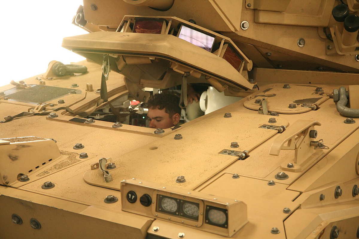 BAE-XM1302-MPF-driver.jpg