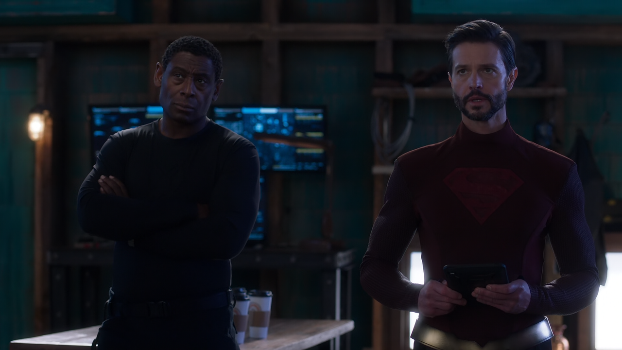 Supergirl.S06E08.Welcome.Back,.Kara.1080p.10bit.BluRay.AAC5.1.HEVC-Vyndros.mkv_snapshot_21.36_[2022.