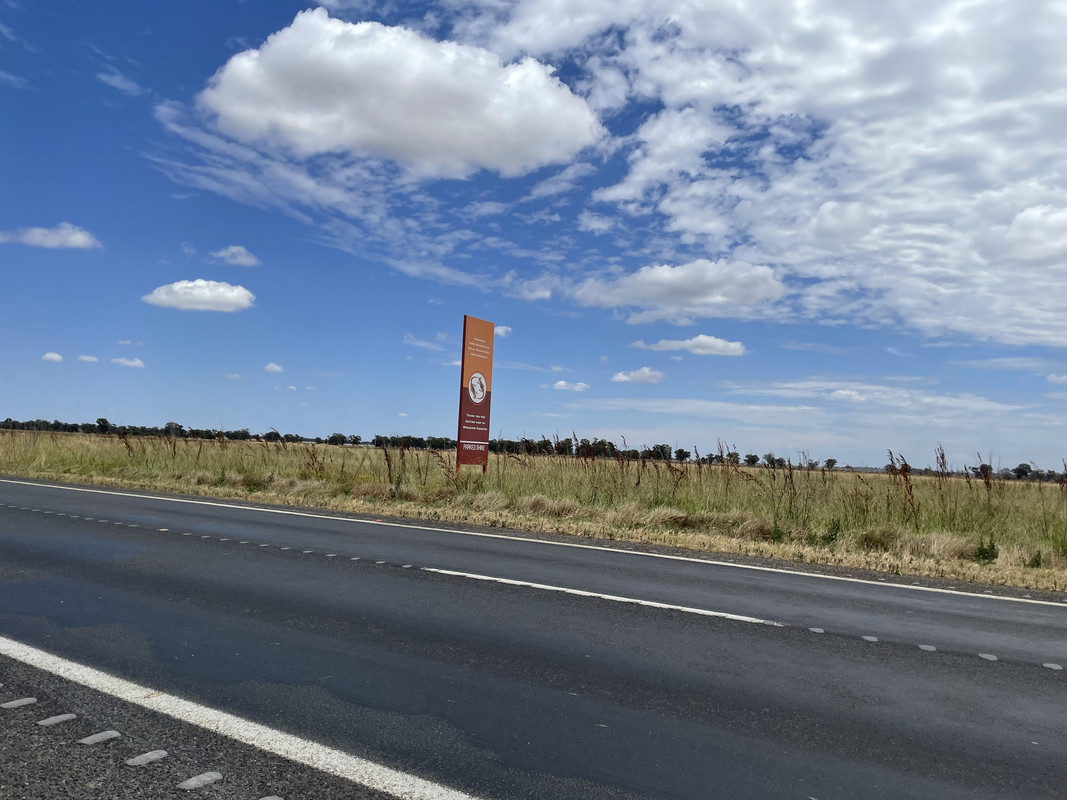 BCD7C4BE-7F42-404D-BBDB-151DD3F7287F