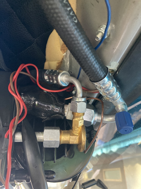 B137C34B-41F8-46E6-AF47-A2E55F4170A4