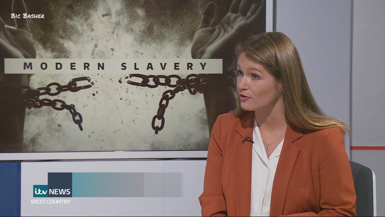 09.23 - 18.00.00 - ITV News West Country. Breaking news and current s....ts_snapshot_13.33.439