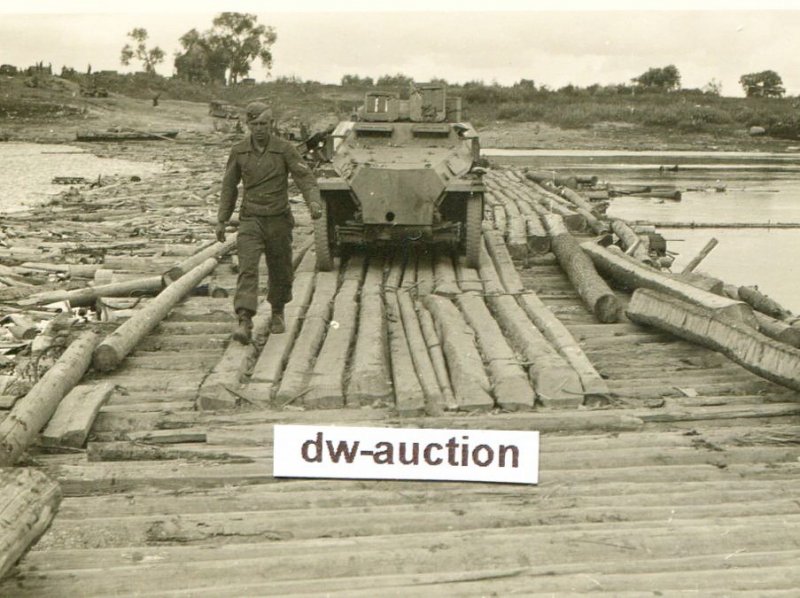 Sturmgeschütz Bttr. 665 , SdKfz auf Behelfsbrück