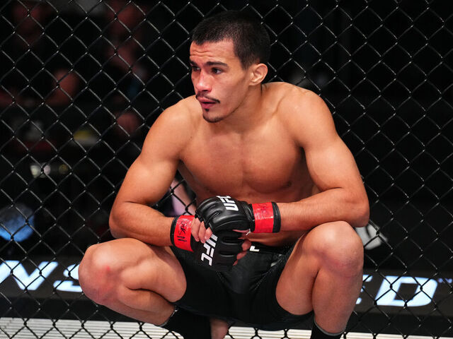 Игор Северино, изгонен от UFC заради ухапване на съперник, обясни поведението си
