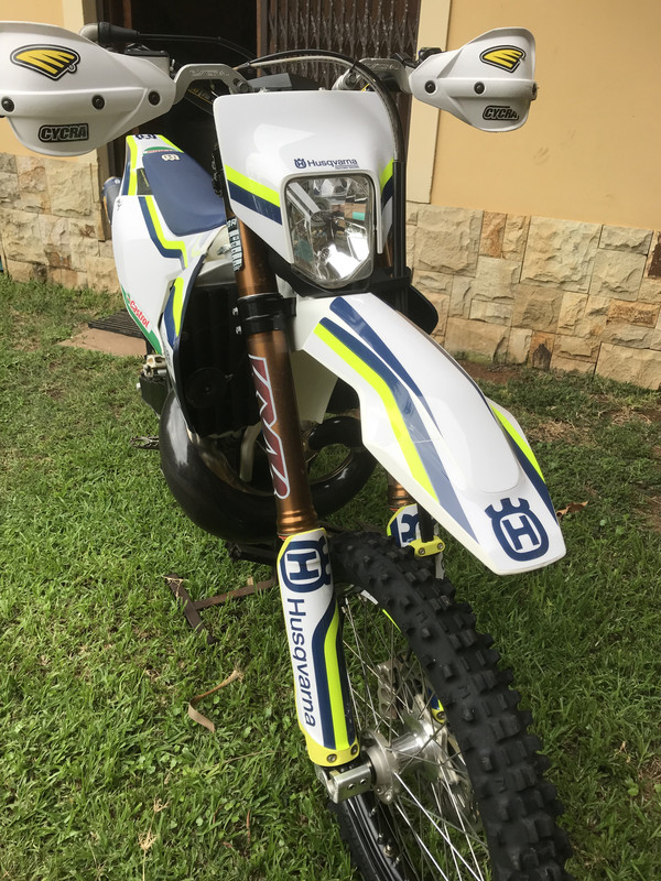 FDED4796-E23A-479C-B4EA-BBAA1D3A49DE