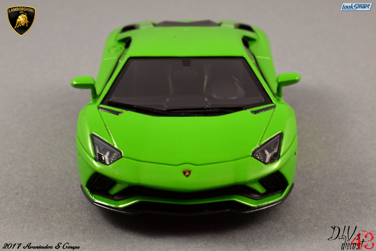Lamborghini_AventadorS_Coupe_LookSmart (8)