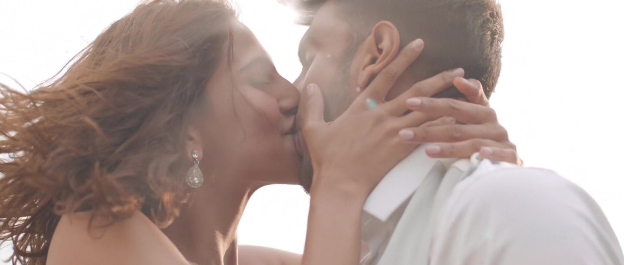 vani kapoor 250