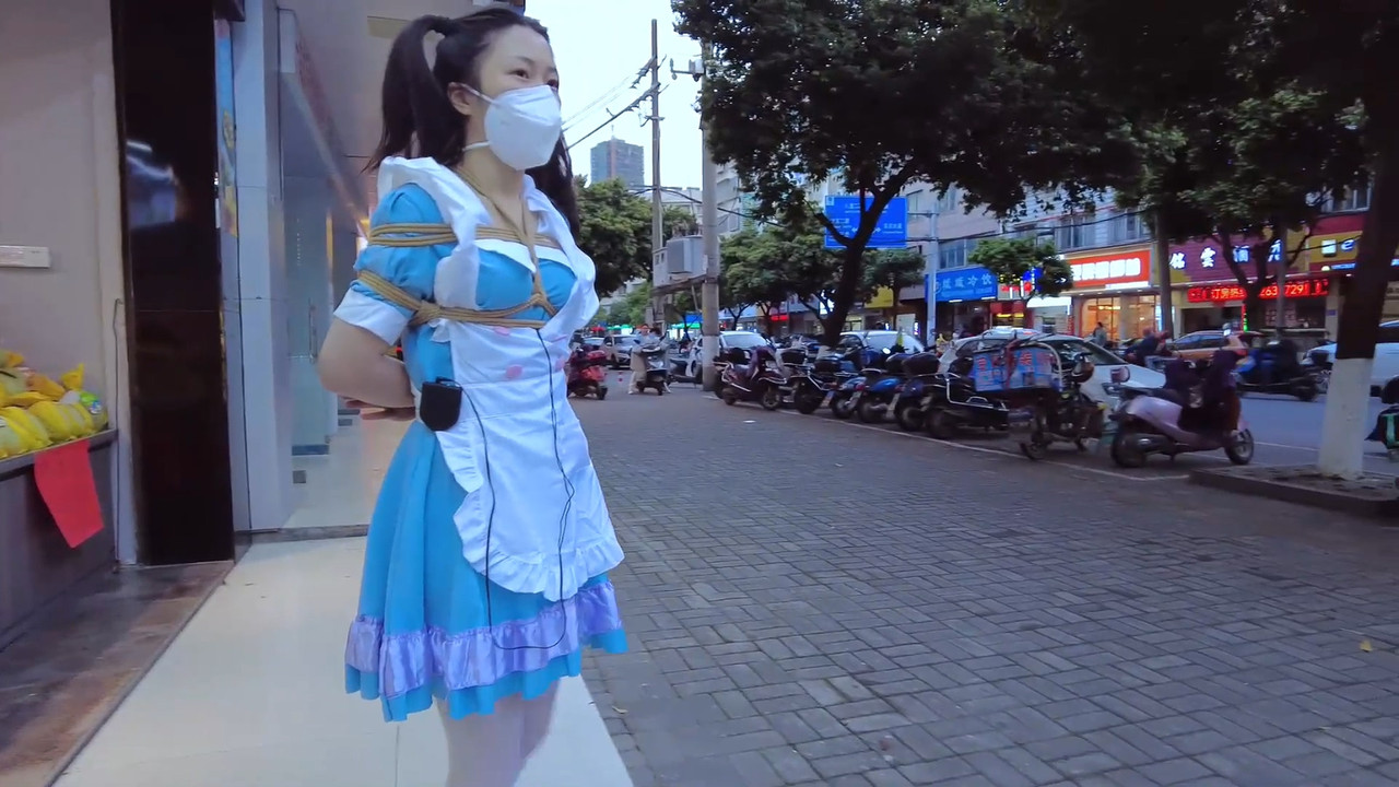 晓鹿原创 外出打工日常.mp4_20230428_185529.082