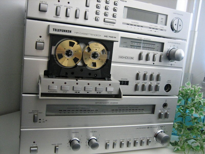 [Bild: TELEFUNKEN-750er-Serie-011.jpg]