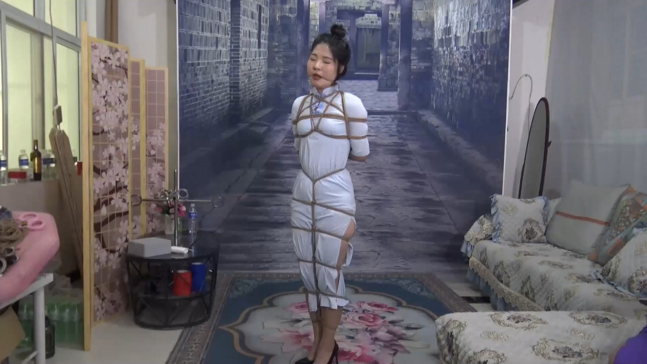 胜景影视 极限花样紧缚.mp4_20220918_130329.336