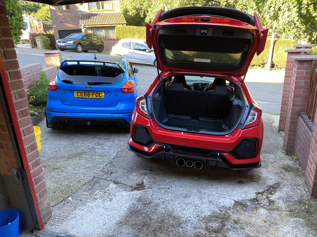 364EBA59-1960-4407-9940-0037631A8899