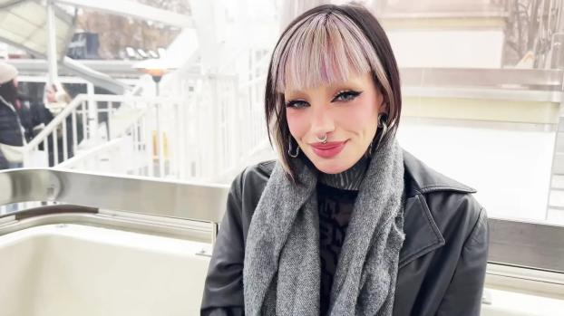 JacquieEtMichelTV – Eva Nexus – A 35-year-old former chef!