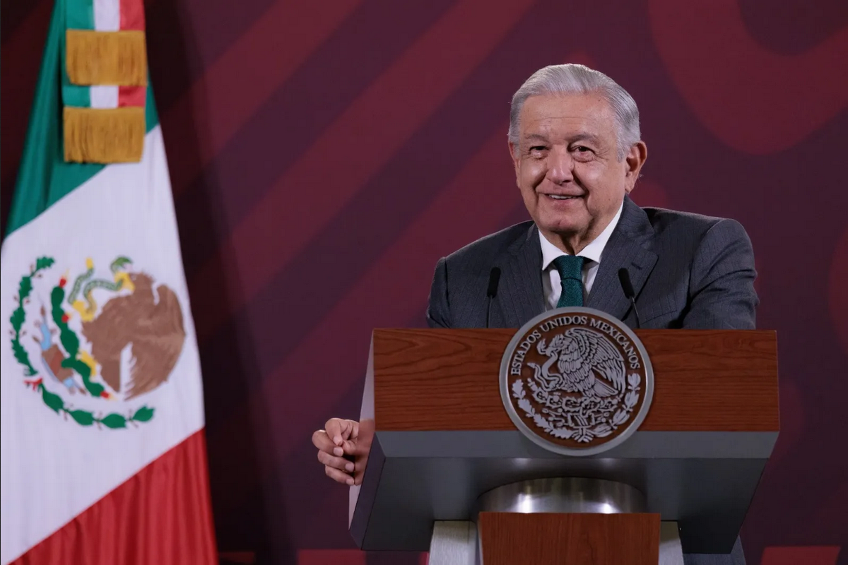 López Obrador reacciona al equipo de la precandidata Claudia Sheinbaum