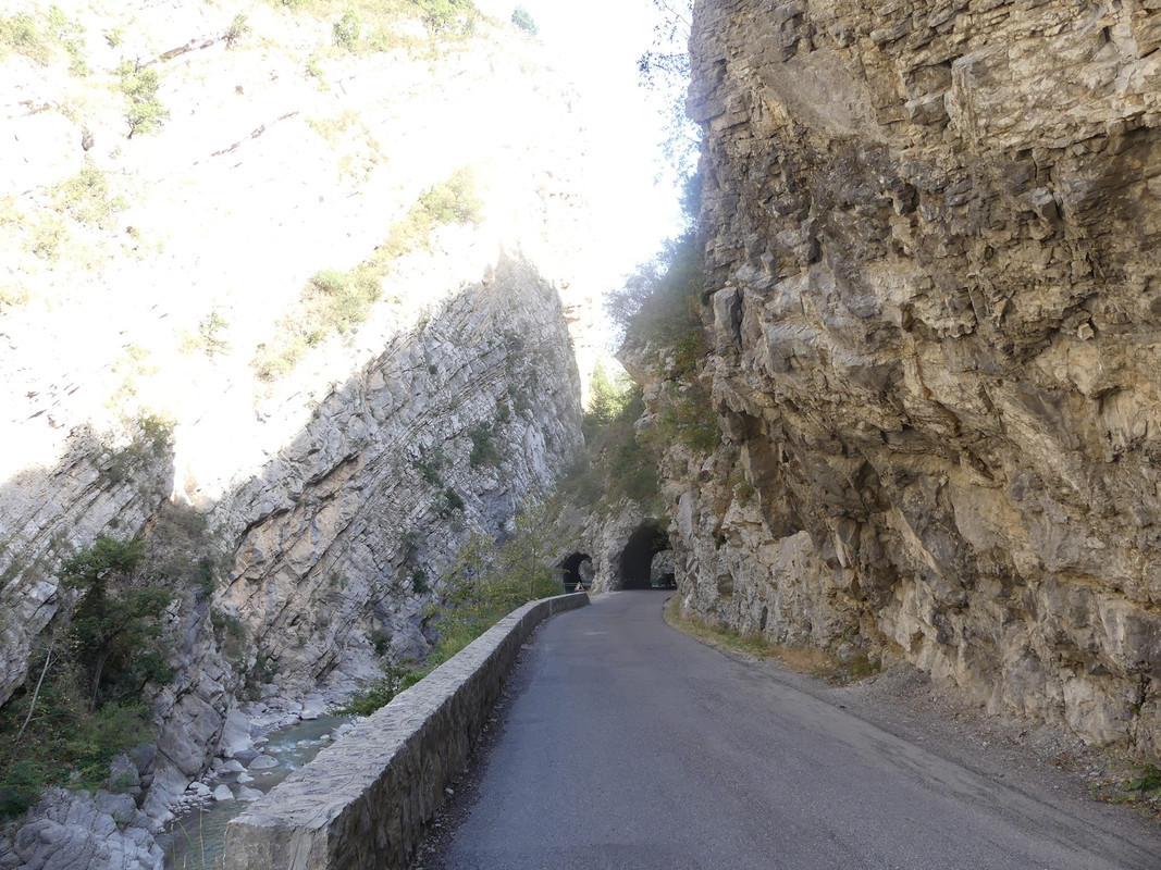 19 aout Col aiguebelette Serre Pancon Clus de Barles Dalle aux Amonites (33)