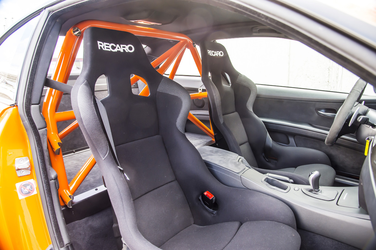 P90215436_highRes_e92-bmw-m3-gts-04-20