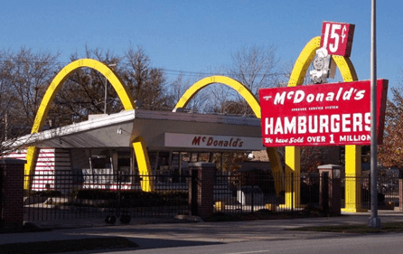 Kroc’s_First_McDonald’s_Outlet