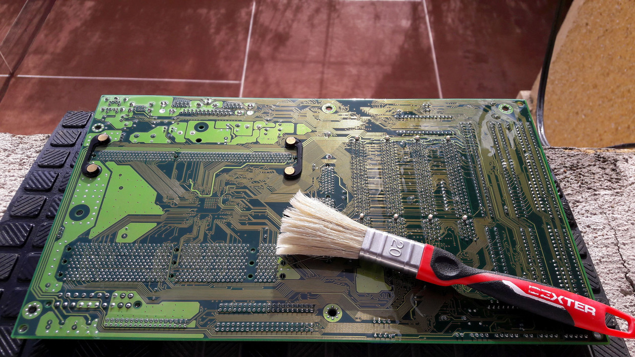 EPOX-EP-61LXA-M-P2-233-34