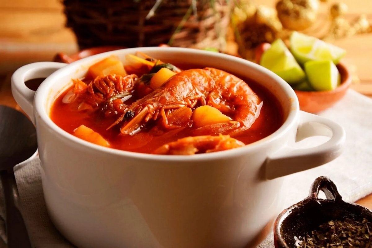 Viernes de cuaresma: Receta de caldo de camarón seco