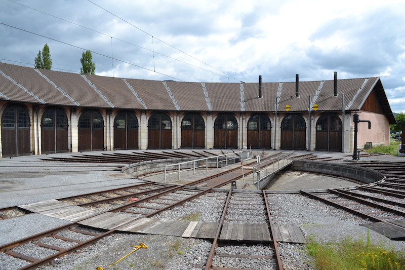 Caténaire sur pont tournant Rotonde-Dele-mont-01