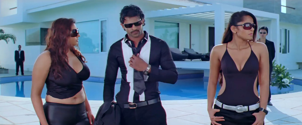 Billa 2009 BluRay [Hindi + Telugu] 480p, 720p ESub Screenshot