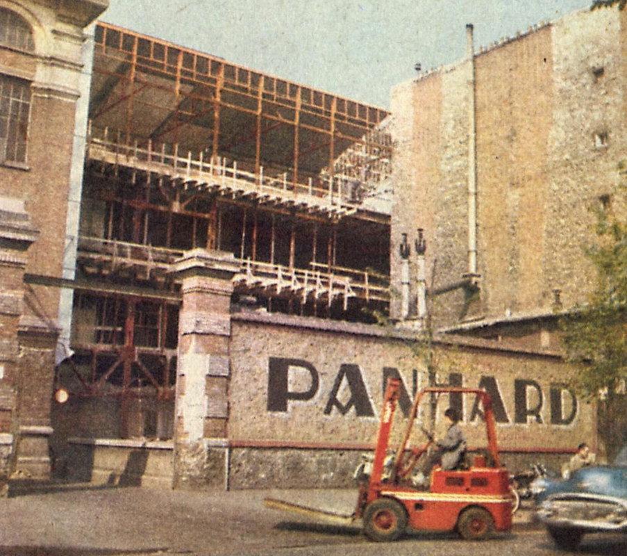 0E4FEE52-C9E6-47B3-9C31-87B557D8647A