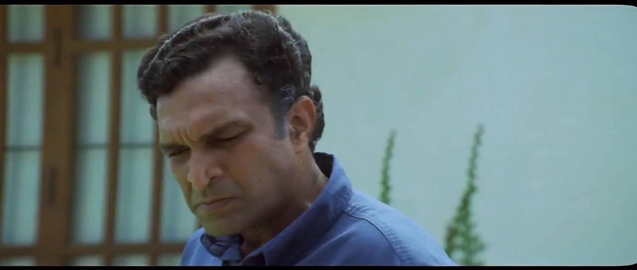 Jeans 1998 WebRip [Tamil] 480p, 720p ESub Screenshot