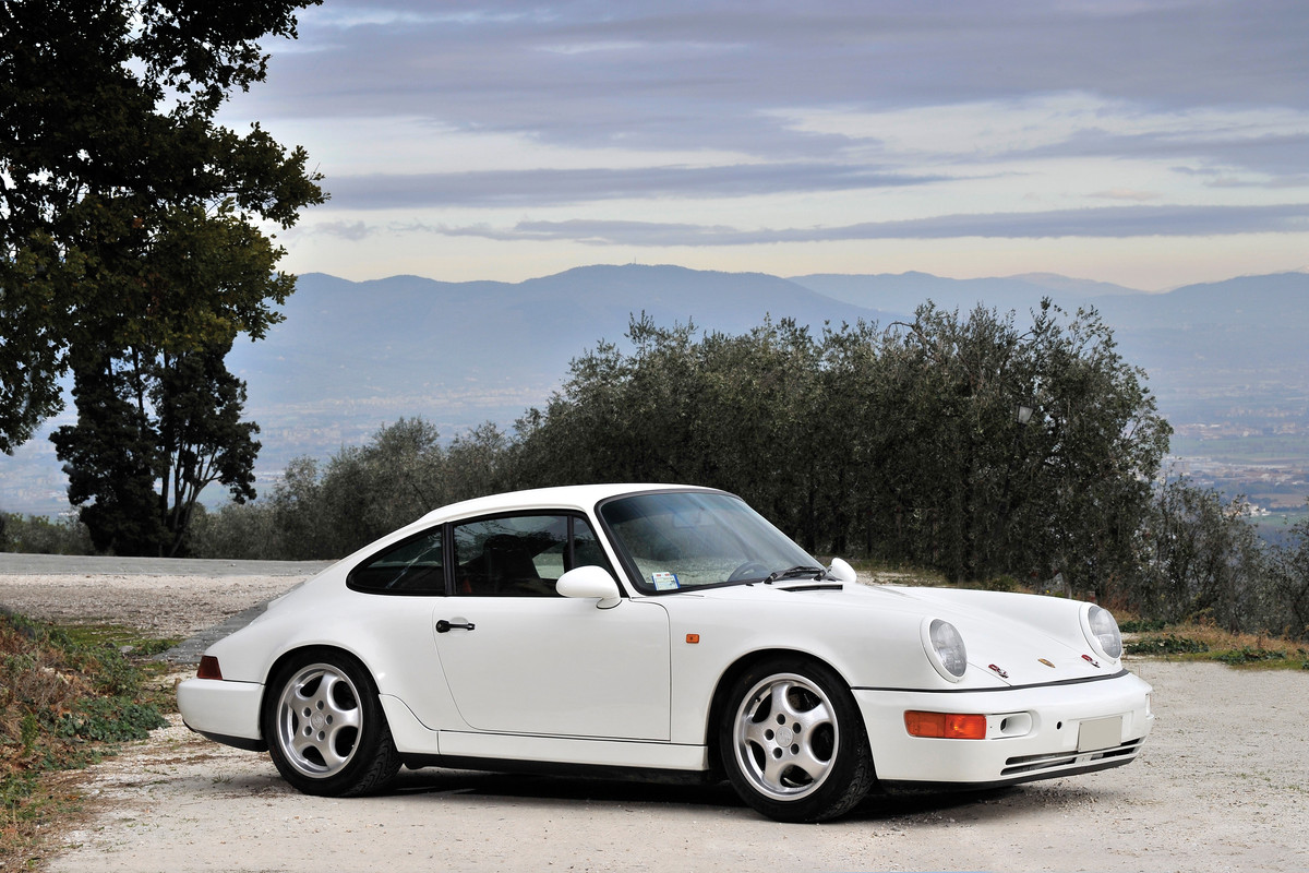 PORSCHE-911-Carrera-RS-964-2964-40.jpg